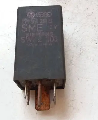 Volkswagen Transporter - Caravelle T4 Glow plug pre-heat relay 171911261B 5WK2303