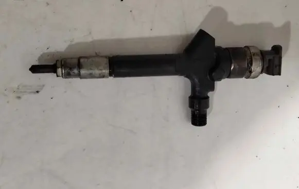 Mazda 6 Fuel injector RF8G13H50