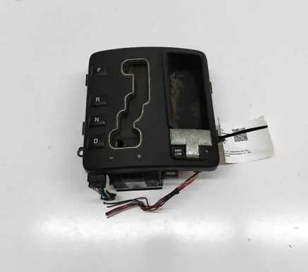 Jeep Commander Gear shifter surround trim plastic K68004144AE