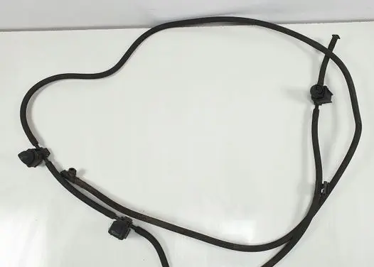 Mercedes-Benz GLK (X204) Windshield washer fluid hose 