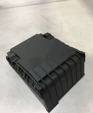 Audi A3 S3 8P Fuse box cover 1K0937132F