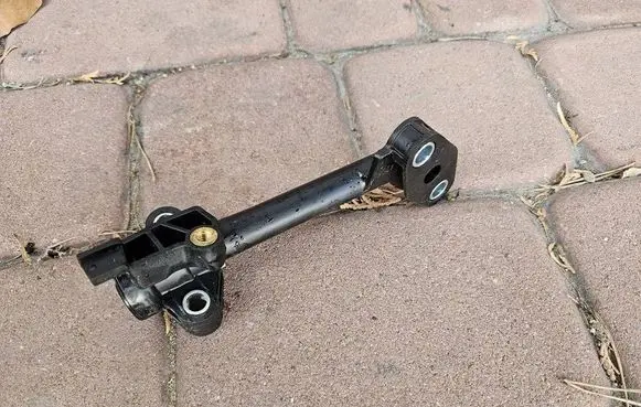 Toyota Aygo X EGR valve cooler 5O5P5L5E5X1474