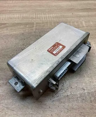 Audi 80 90 S2 B4 ABS control unit/module 4A0907379A 0265100056