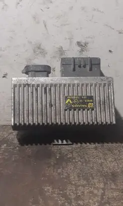 Renault Scenic I Glow plug pre-heat relay 7700100703