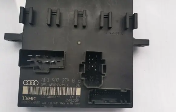 Audi A8 S8 D3 4E Comfort/convenience module 4E0907279G