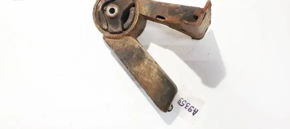 Toyota Auris 150 Engine mount bracket 1171051ka0 11710-51ka0