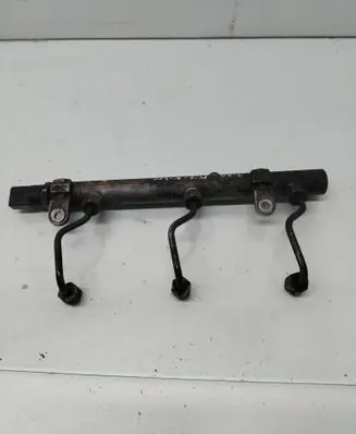 Mercedes-Benz E W211 Fuel main line pipe A6420700695 0601900136