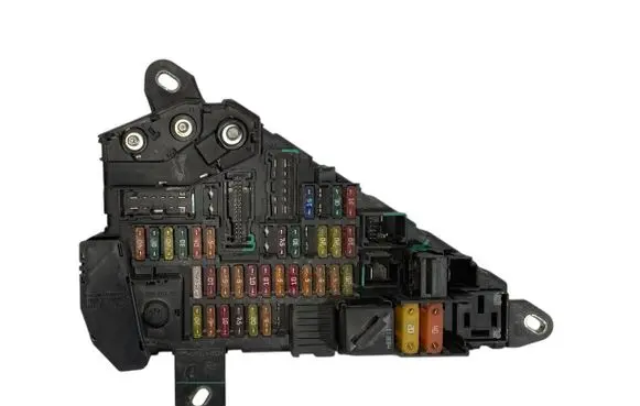 BMW 5 E60 E61 Fuse module 6906588 6906603 6906601