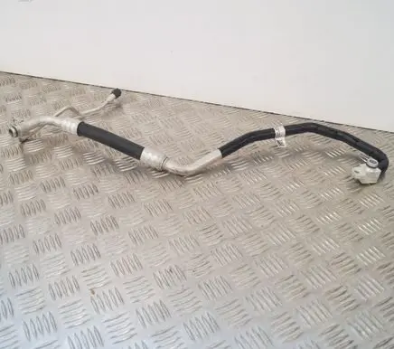 Audi A4 S4 B9 8W Air conditioning (A/C) pipe/hose 8W2820740D