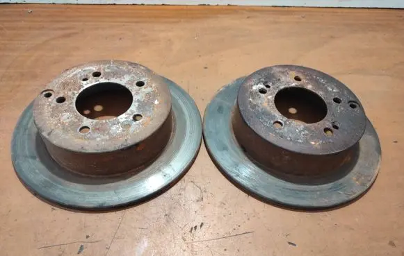 KIA Carens II Rear brake disc