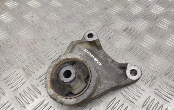Toyota RAV 4 (XA30) Engine mount bracket 4165142120