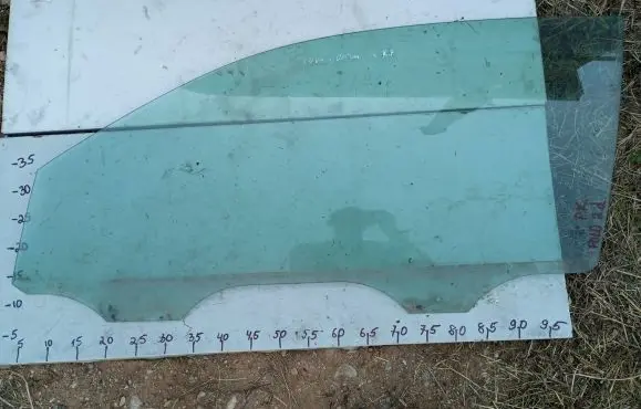 Volkswagen Polo Front door window/glass (coupe) 43R000479 DOT211M86AS2 AS2
