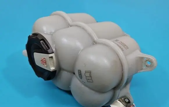Audi Q7 4M Coolant expansion tank/reservoir 4M0121405K IMPRK1566445
