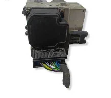 Volkswagen PASSAT B5 ABS Pump 8E0614111T 0265202401