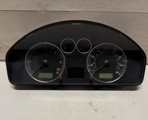 Volkswagen Sharan Speedometer (instrument cluster) 7M3920920H YM2110849AC 1030448