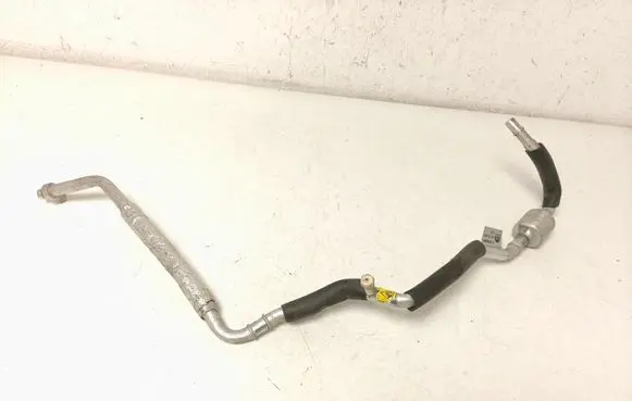 Air conditioning (A/C) pipe/hose