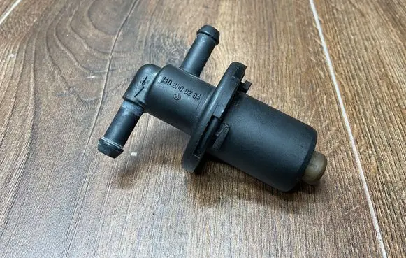 Mercedes-Benz SL R129 Turbo solenoid valve 1408300284