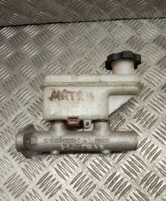 Master brake cylinder