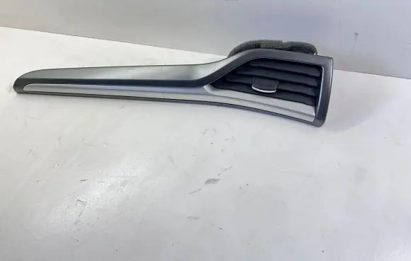 Ford Fusion II Dashboard side air vent grill/cover trim DS73F04338B