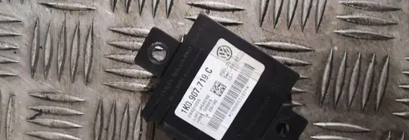 Audi A3 S3 8P Alarm control unit/module 1k0907719c