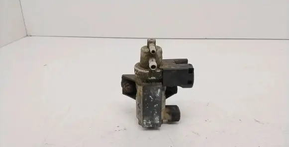 Opel Zafira B Turbo solenoid valve 55558101