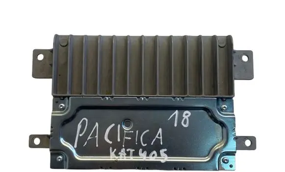 Chrysler Pacifica Radio/CD/DVD/GPS head unit 6434CBE2801 T00BE115771625 68232026AM