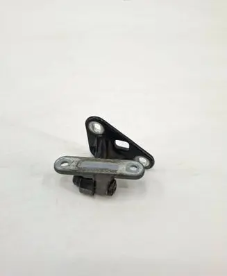 Mercedes-Benz E W211 Front door lower hinge