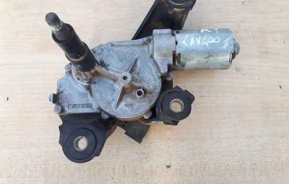 Renault Kangoo II Rear window wiper motor 8200431392 0390201836