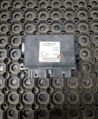 Mercedes-Benz C W204 Gearbox control unit/module A2059007705 28423882 A0009016402