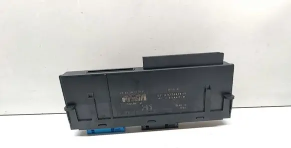 BMW 3 E90 E91 Comfort/convenience module 9226328 61359226328