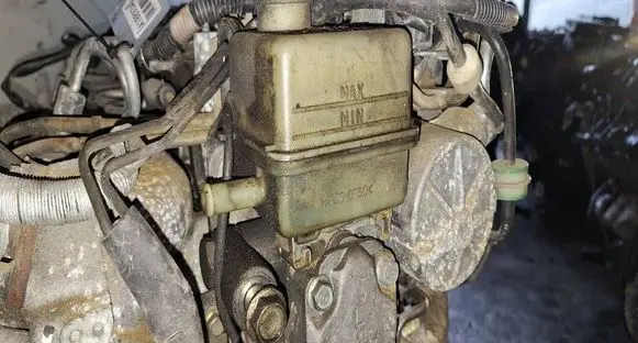 Mazda 5 Power steering pump 