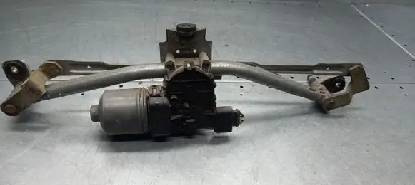 Volkswagen Polo Front wiper linkage 