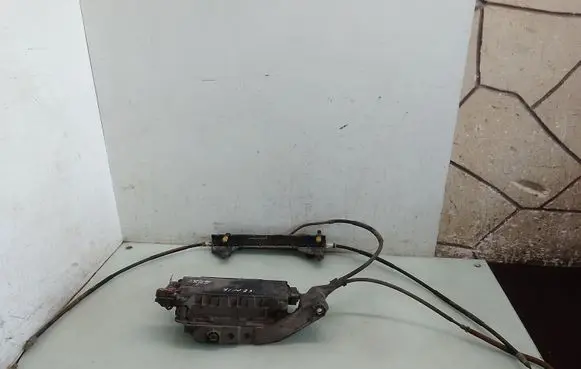 Renault Scenic II - Grand scenic II Hand brake control module 8200571485