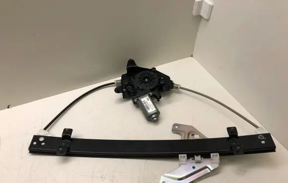 MG MG3 II Front door window regulator with motor 10360812