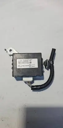Toyota RAV 4 (XA20) Immobilizer control unit/module 97RI010579