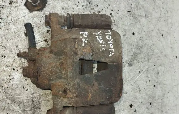 Toyota Yaris Front brake caliper