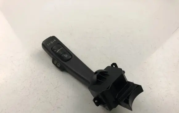Volvo V50 Indicator stalk 17D770
