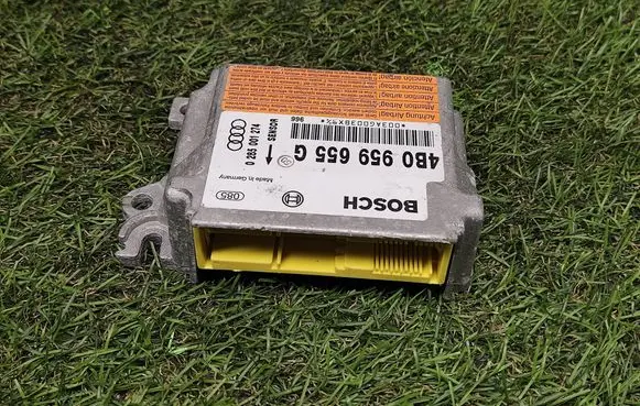 Audi A6 S6 C5 4B Airbag control unit/module 4B0959655G
