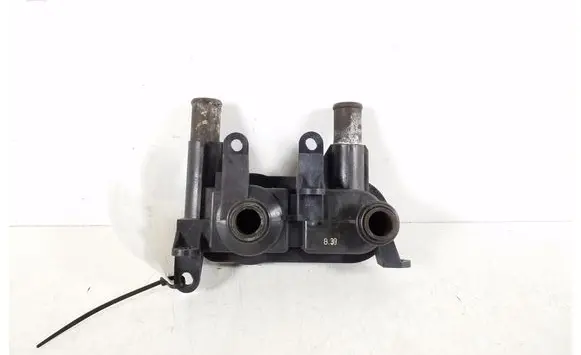 Toyota Previa (XR30, XR40) II Coolant heater control valve 87240-28100