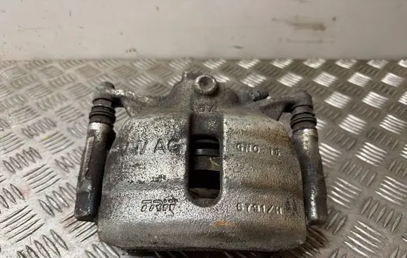 Volkswagen T-Roc Front brake caliper