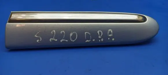 Fender trim (molding)