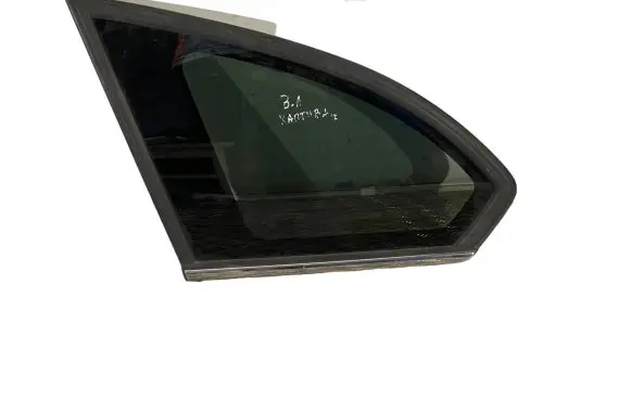 Chevrolet Captiva Rear side window
