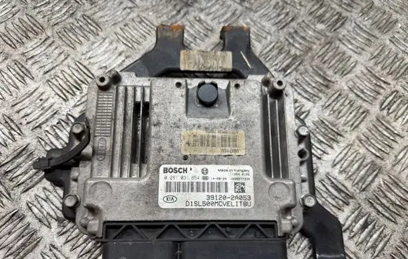 KIA Sportage Engine control unit/module 391202A053