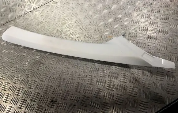 Peugeot 5008 II (A) pillar trim 9810165777