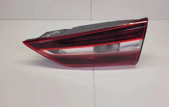 Opel Grandland X Rear/tail lights YP00016480