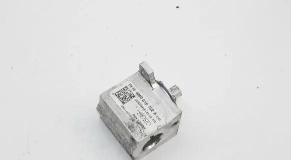 Audi e-tron Air conditioning (A/C) expansion valve 4M0816702A