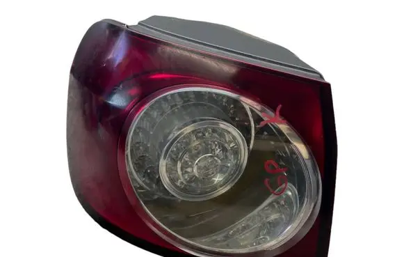 Volkswagen Golf Plus Rear/tail lights 5M0945095L 89035267