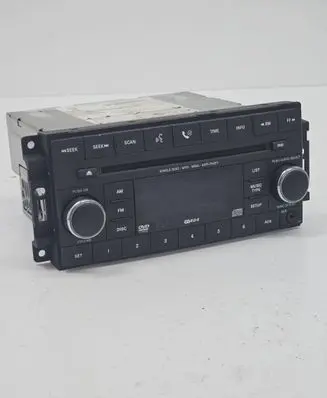 Chrysler Sebring (JS) Radio/CD/DVD/GPS head unit 05107096AJ 26777J