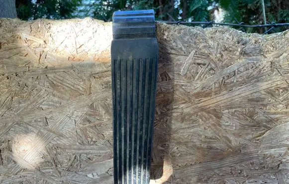 Mercedes-Benz E W210 Accelerator throttle pedal 1293010001 S2501Z009