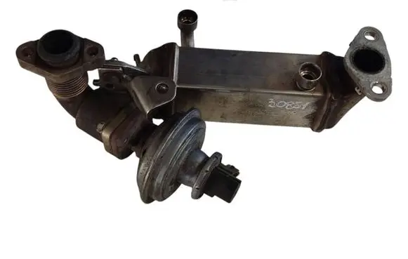 BMW 3 E90 E91 EGR valve cooler 7805189 7801942